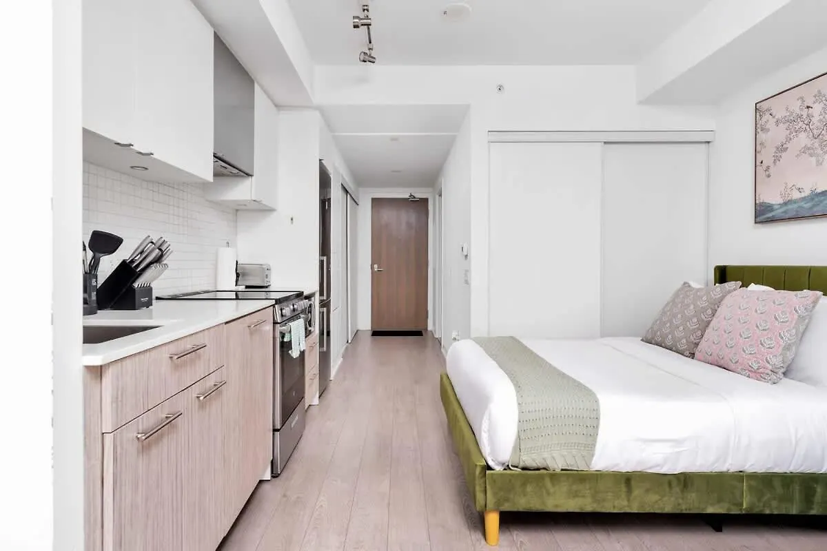 Studio Condo Near City Centre Toronto Canada